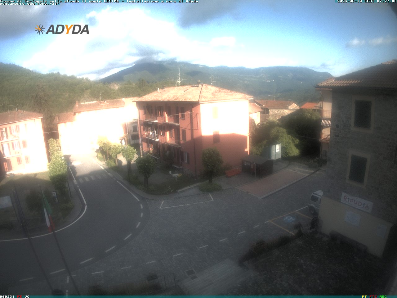 immagine della webcam nei dintorni di Santo Stefano d'Aveto: webcam Cerignale